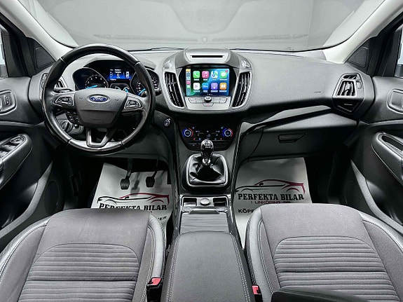 Ford Kuga 10 of 23