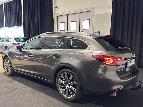 Mazda 6 4 of 5