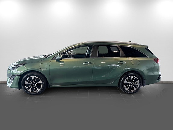 Kia Ceed 4 of 15