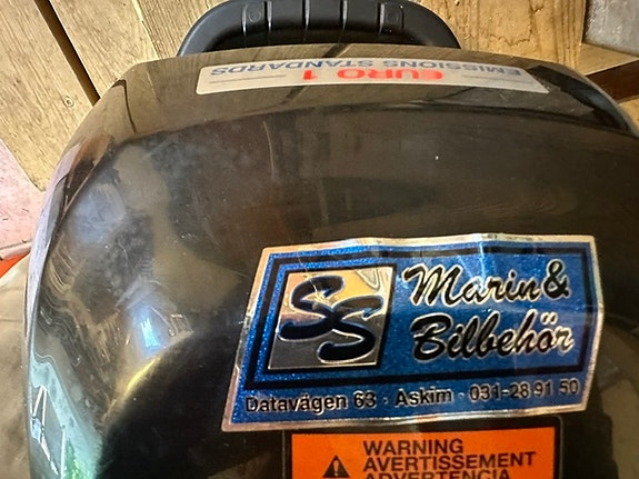 Gummibåt + Suzuki 2,5 hk fyrtaktsmotor – Nyskick 3 of 4