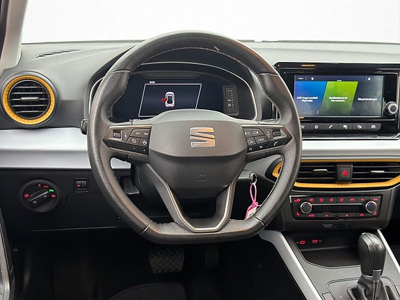 Seat Arona 11 of 26