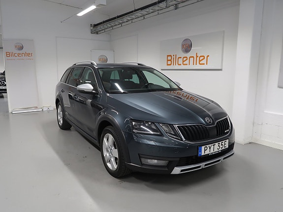 Skoda Octavia Scout 3 of 30