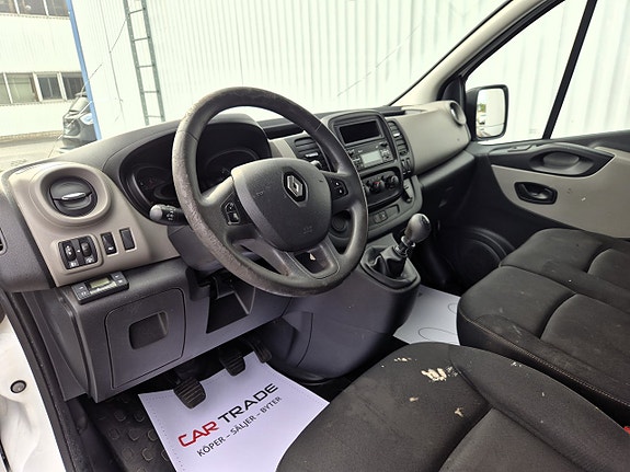Renault Trafic 16 of 21