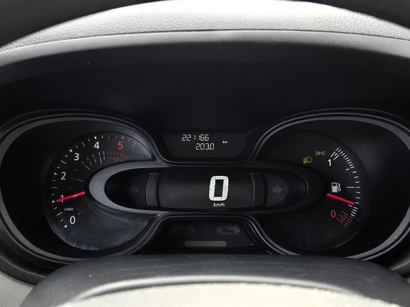 Renault Trafic 17 of 21