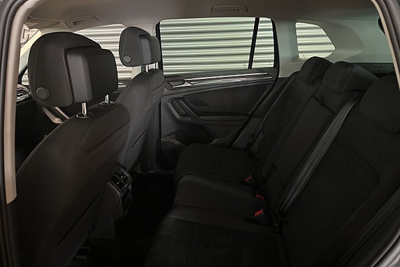 Volkswagen Tiguan 18 of 21