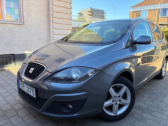 Seat Altea XL 3 of 5