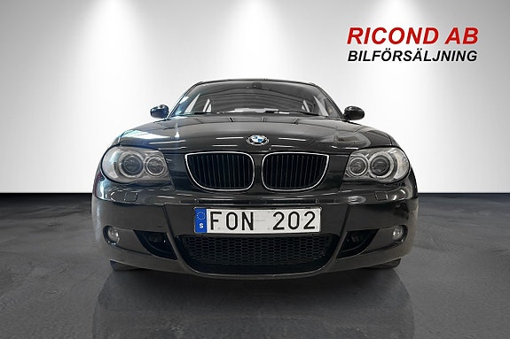 BMW 120 9 of 16