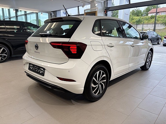 Volkswagen Polo 4 of 16