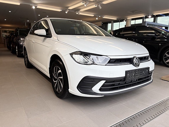 Volkswagen Polo 3 of 16