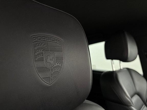 Porsche Macan 19 of 29