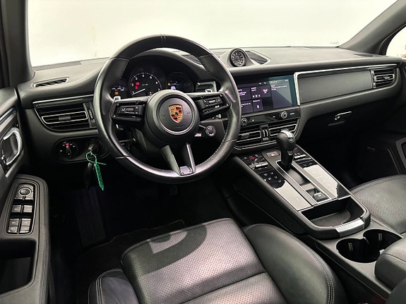 Porsche Macan 20 of 29