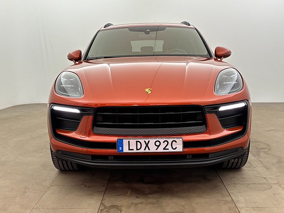 Porsche Macan 9 of 29