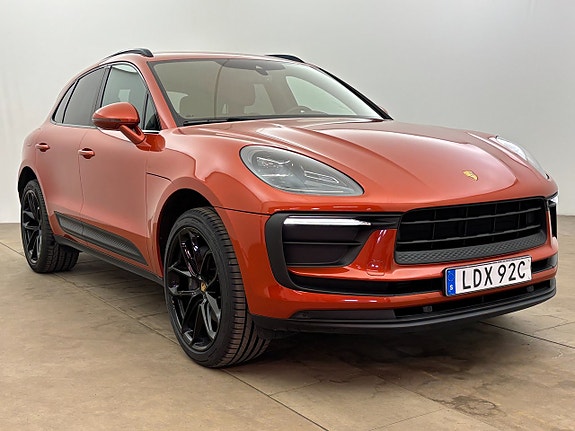 Porsche Macan 8 of 29