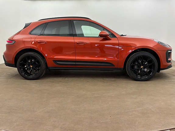 Porsche Macan 7 of 29