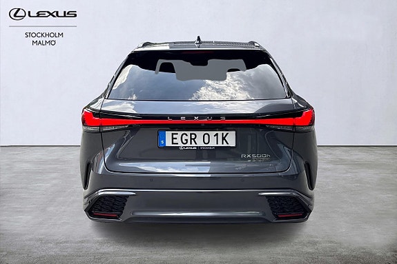 Lexus RX500h 4 of 5