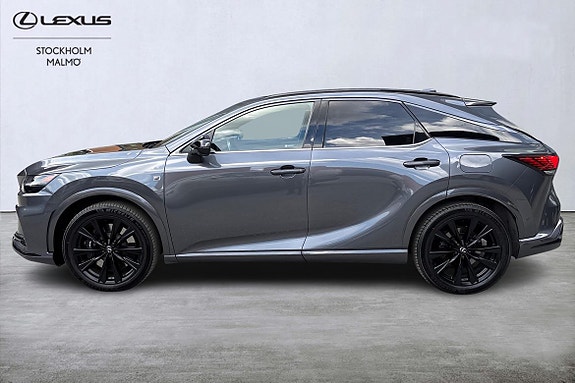 Lexus RX500h 3 of 5
