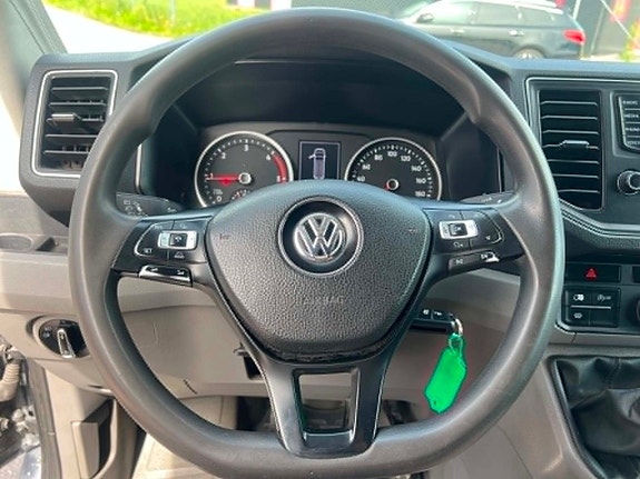 Volkswagen Crafter 35 11 of 15