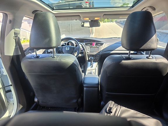 Honda Civic 4 of 5