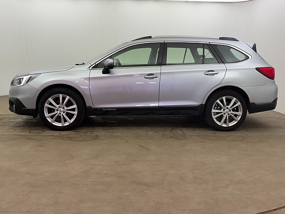Subaru Outback 3 of 5