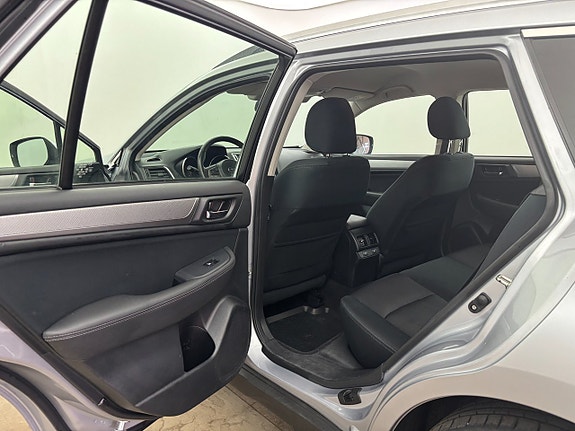 Subaru Outback 15 of 23