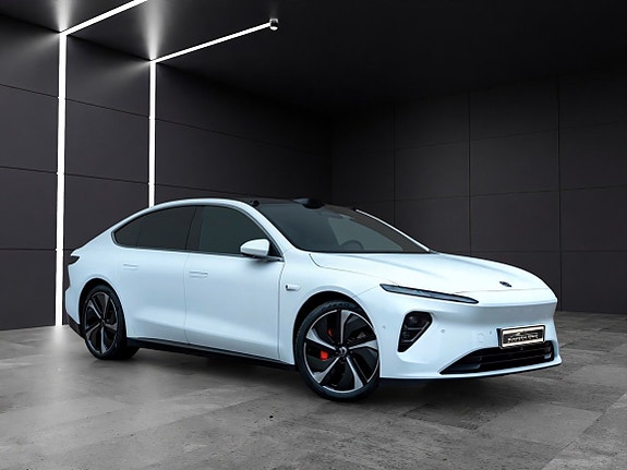NIO ET7 3 of 21