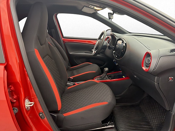 Toyota Aygo X 13 of 26