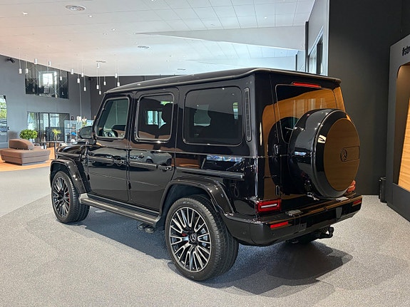 Mercedes-Benz G63 3 of 11