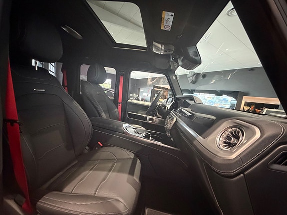 Mercedes-Benz G63 6 of 11