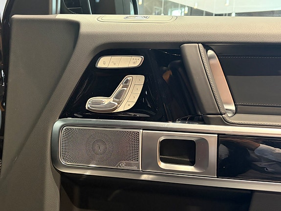 Mercedes-Benz G63 9 of 11