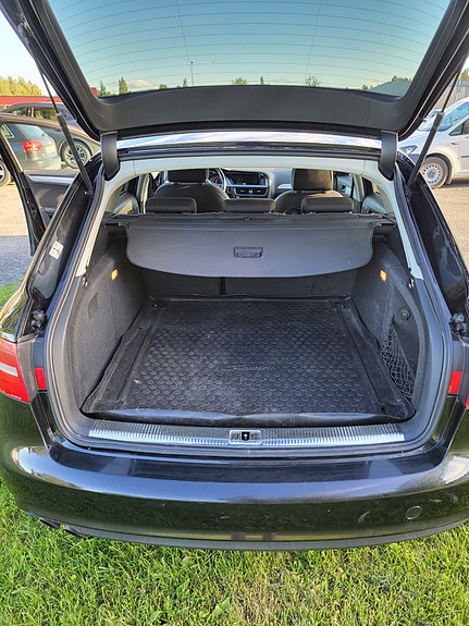 Audi A4 9 of 9
