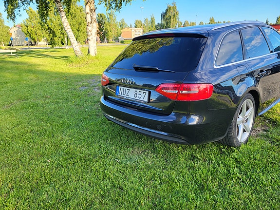 Audi A4 4 of 9