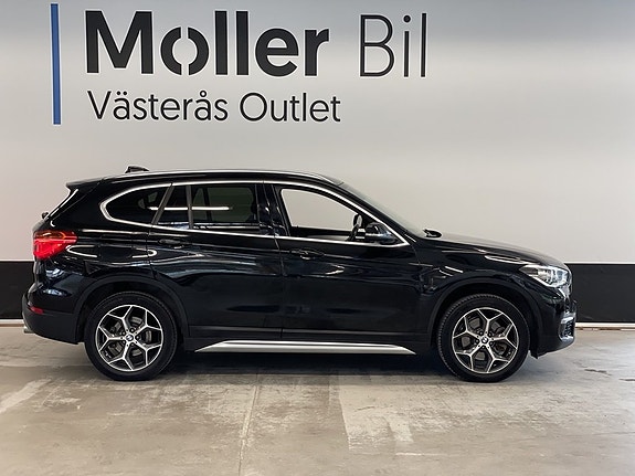 BMW X1 4 of 5