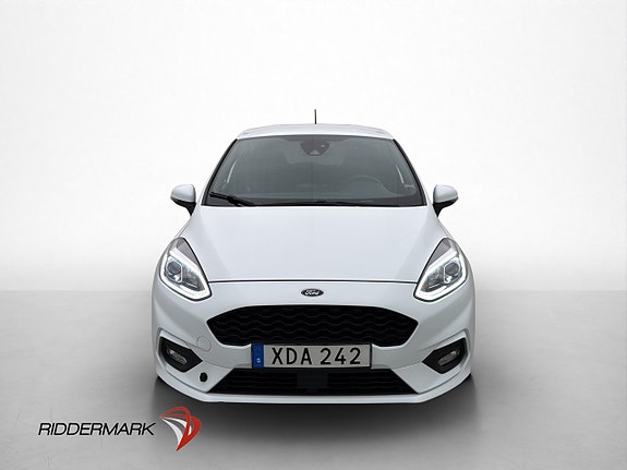 Ford Fiesta 2 of 5