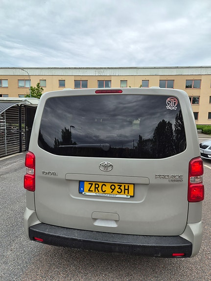 Toyota Proace Verso 7 of 14