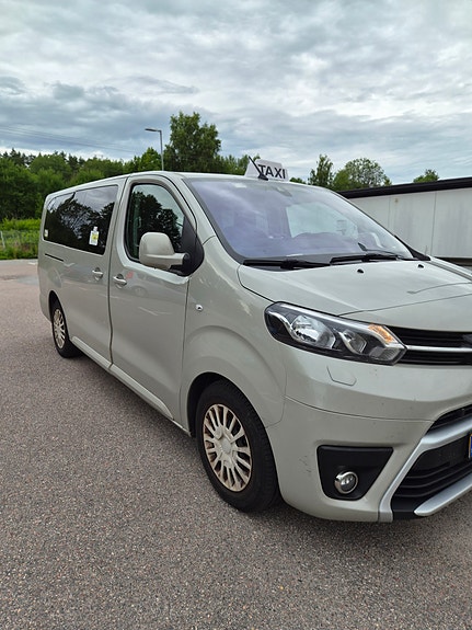 Toyota Proace Verso 2 of 5