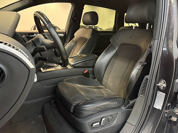 Audi Q7 7 of 12
