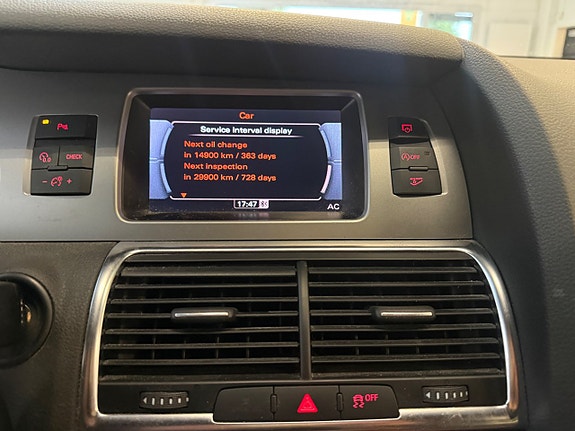 Audi Q7 10 of 12