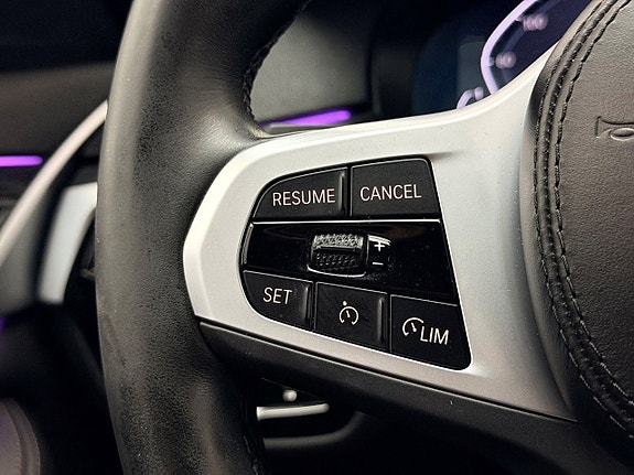 BMW 530e 18 of 30