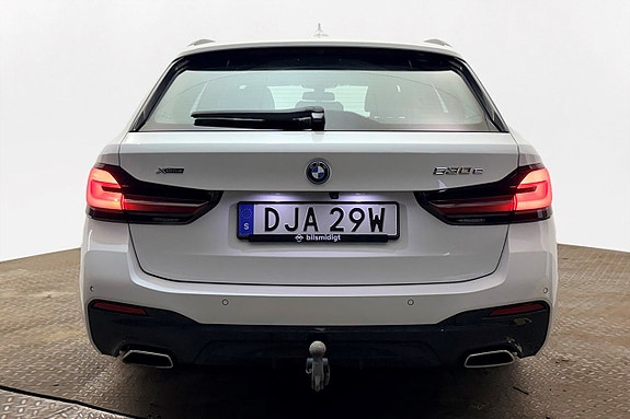 BMW 530e 7 of 30