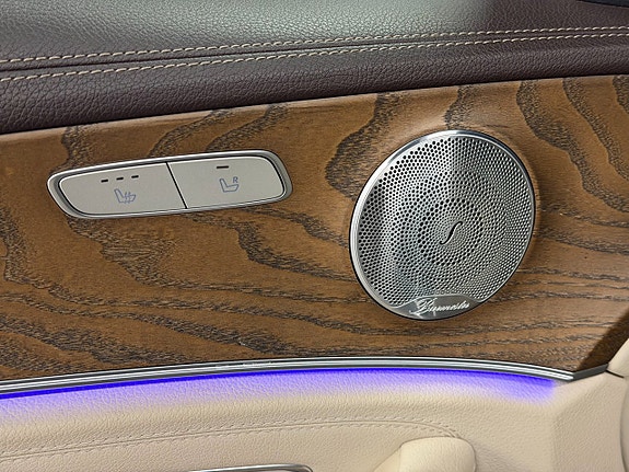 Mercedes-Benz E220 17 of 25