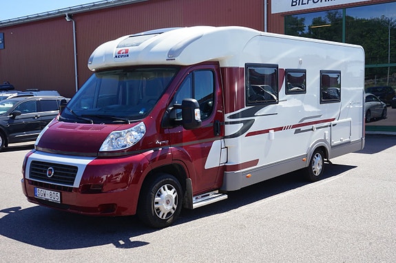 Adria Mobil Coral S 670 SLT Scandinavian Edition 131 hk 2 of 14