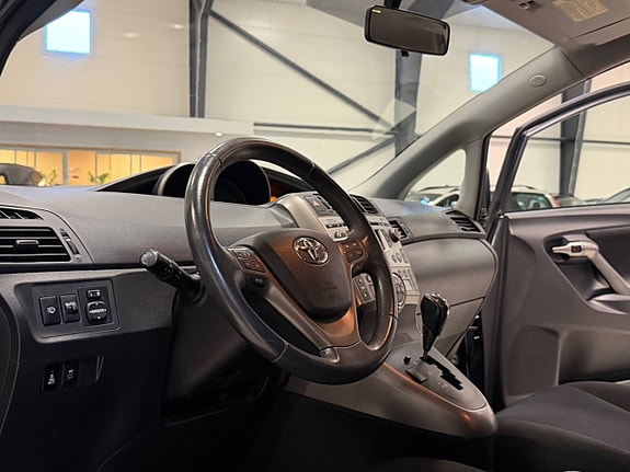 Toyota Verso 12 of 14