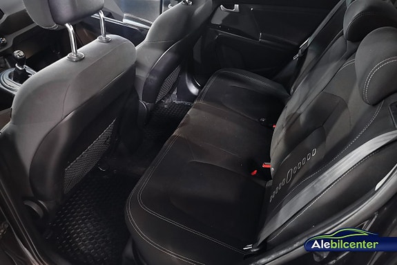 Kia Sportage 12 of 12
