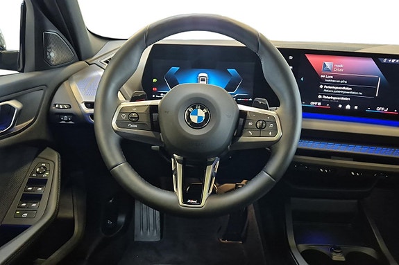 BMW 120 9 of 18