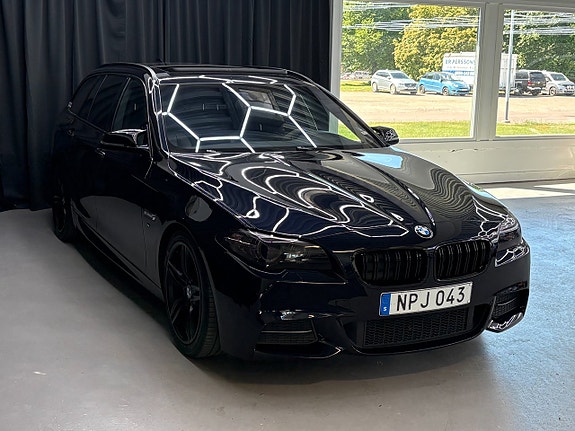 BMW 520d 2 of 5