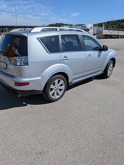 Mitsubishi Outlander 5 of 5