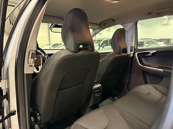 Volvo XC60 18 of 18