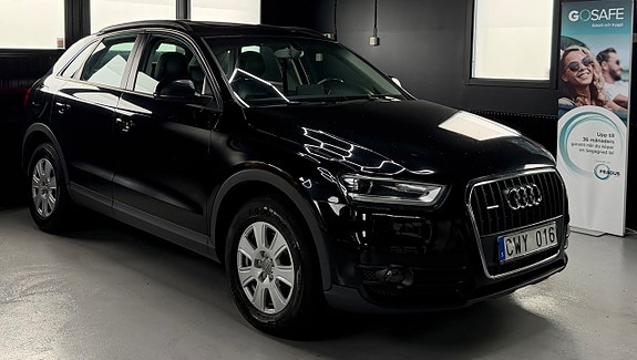 Audi Q3 2 of 12