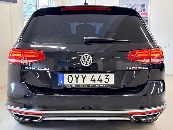 Volkswagen Passat Alltrack 8 of 19