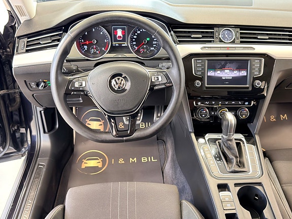 Volkswagen Passat Alltrack 11 of 19